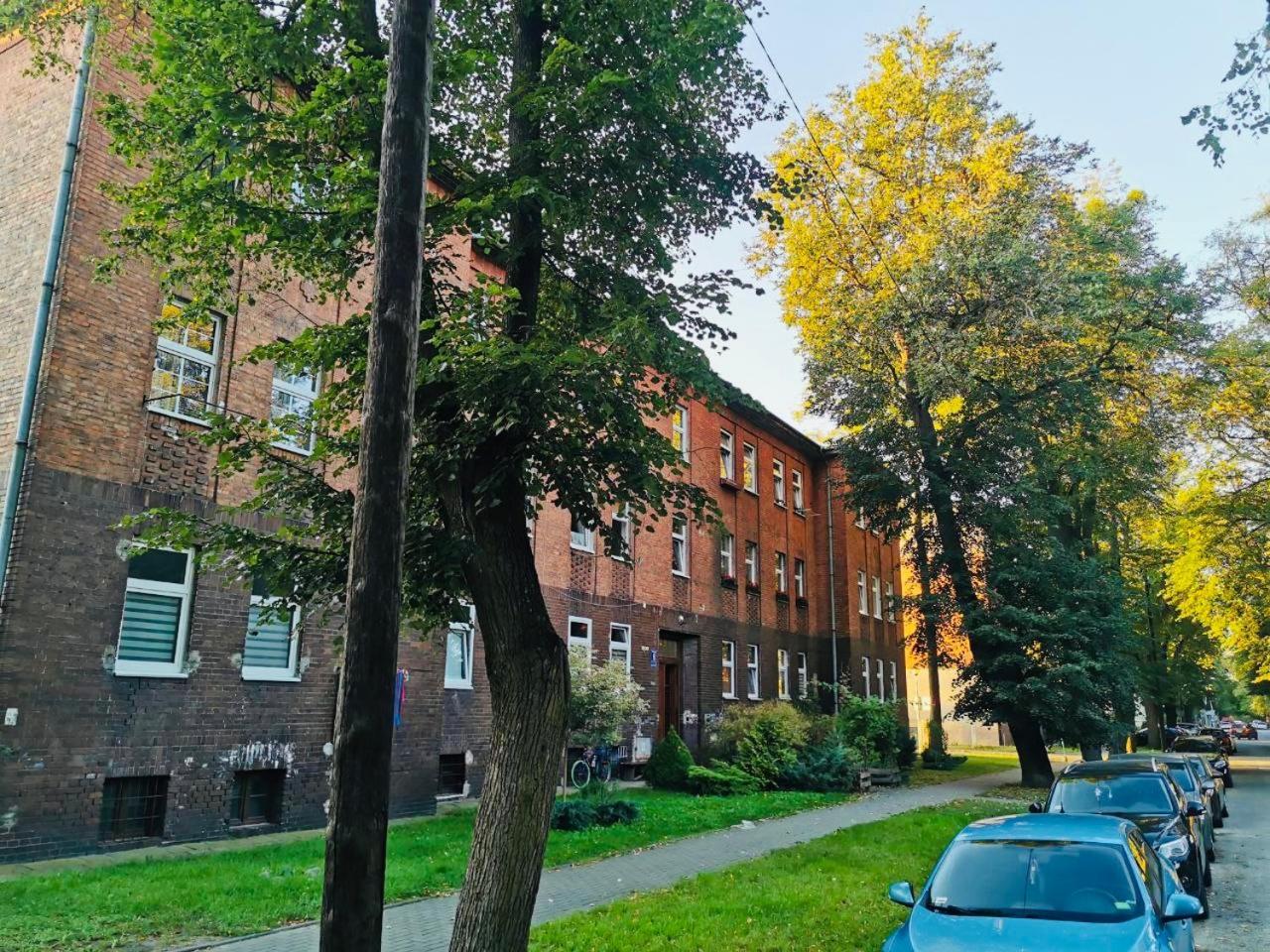 Апартаменти Apartament Pod Lipami Ольштин Екстер'єр фото